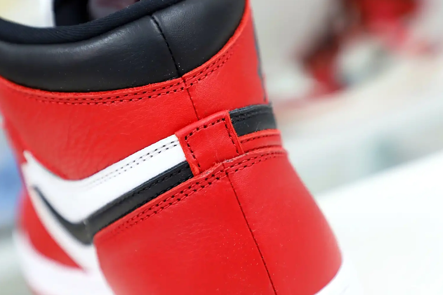 Kimikick TO AIR CHICAGO RETRO HIGH NRG 'HOMAGE JORDAN 1 HOME' OG EXCLUSIVE 0502